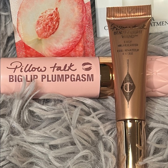 Pillow Talk Bundle & Ipsy Bag w/Flowerbomb Ruby Orchid, Fenyl Scrub & Cleanser - Picture 10 of 13